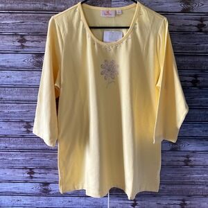 Quacker Factory Women's Top Size L Yellow Embellished Flower NWT